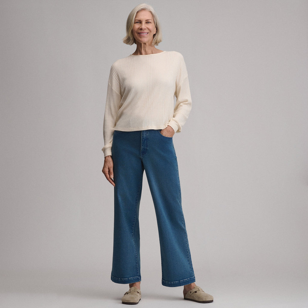 Women's High Waisted Wide-Leg Jean
