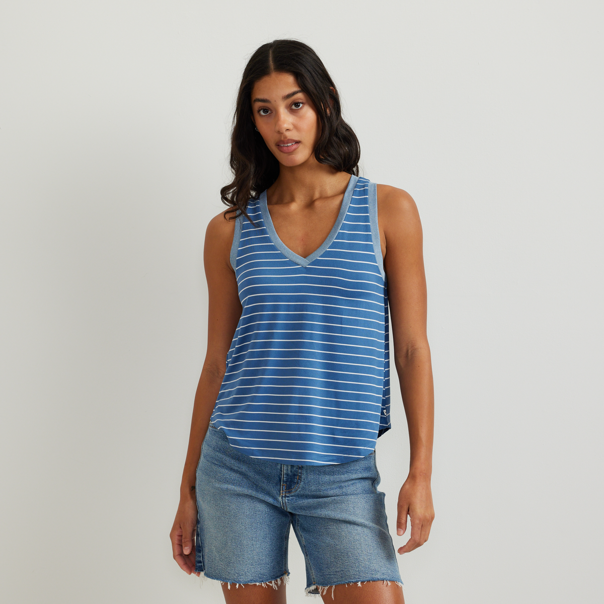 Women's Surreal V-Neck Travel Tank