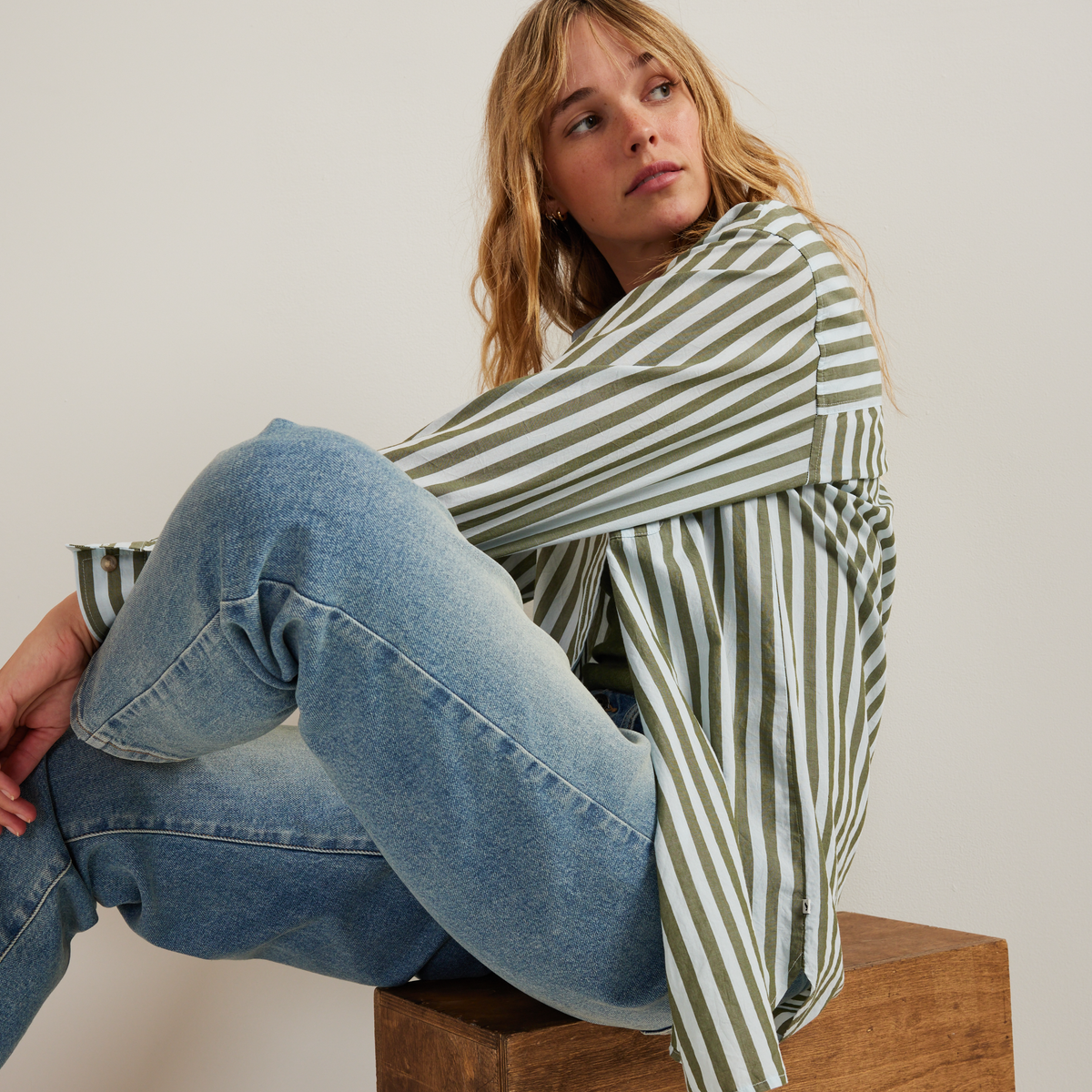Women's Poplin Button Down Shirt