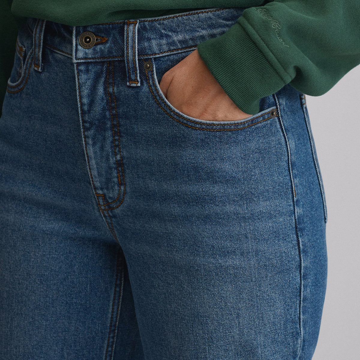 Women's Iconic 90's Boyfriend Jean